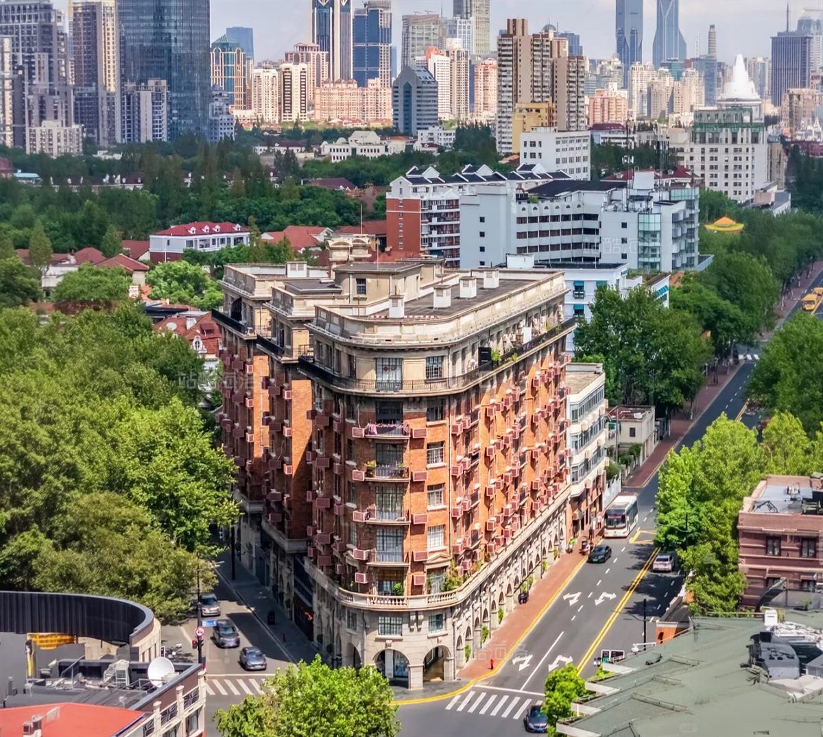 袟写邪薪懈械 Wukang Building 懈 褍谢懈褑邪 校泻邪薪 胁 楔邪薪褏邪械